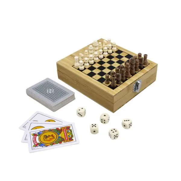 CG2-EN24 SET DE JUEGOS TRIADA